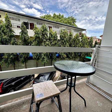 Studio Apartment Diana Estate Condominium Pattaya Eksteriør billede