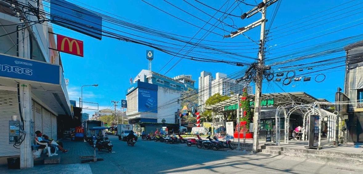 Studio Apartment Diana Estate Condominium Pattaya Eksteriør billede