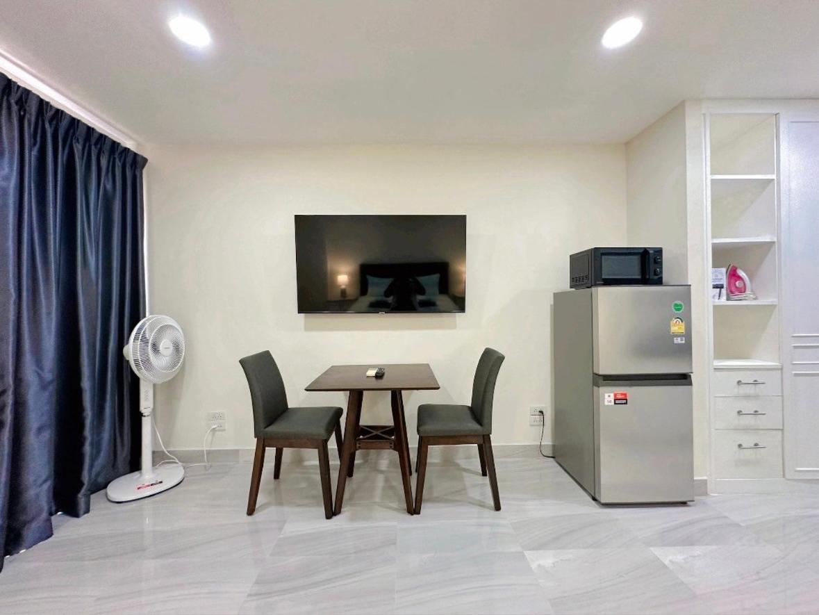 Studio Apartment Diana Estate Condominium Pattaya Eksteriør billede